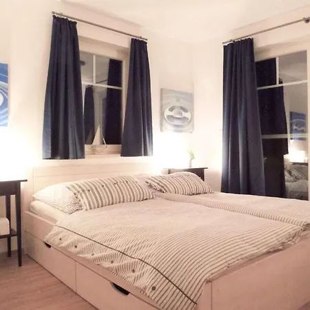 Sandburg Comfortable Olpenitz